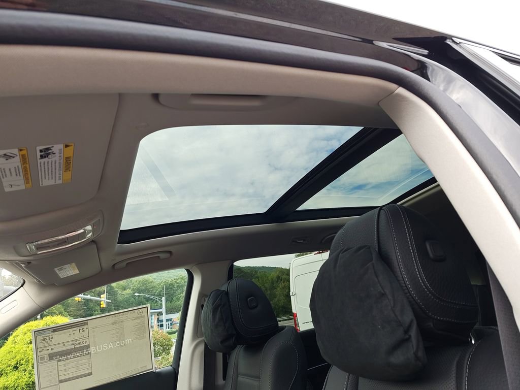 New 2026 Mercedes-Benz GLS 450 4MATIC image 10