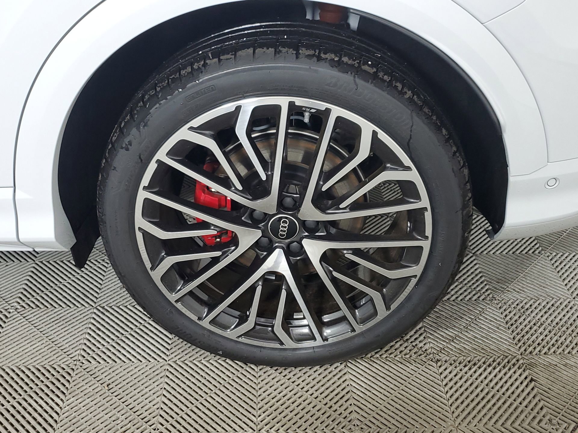 New 2025 Audi SQ5 Premium Plus image 16