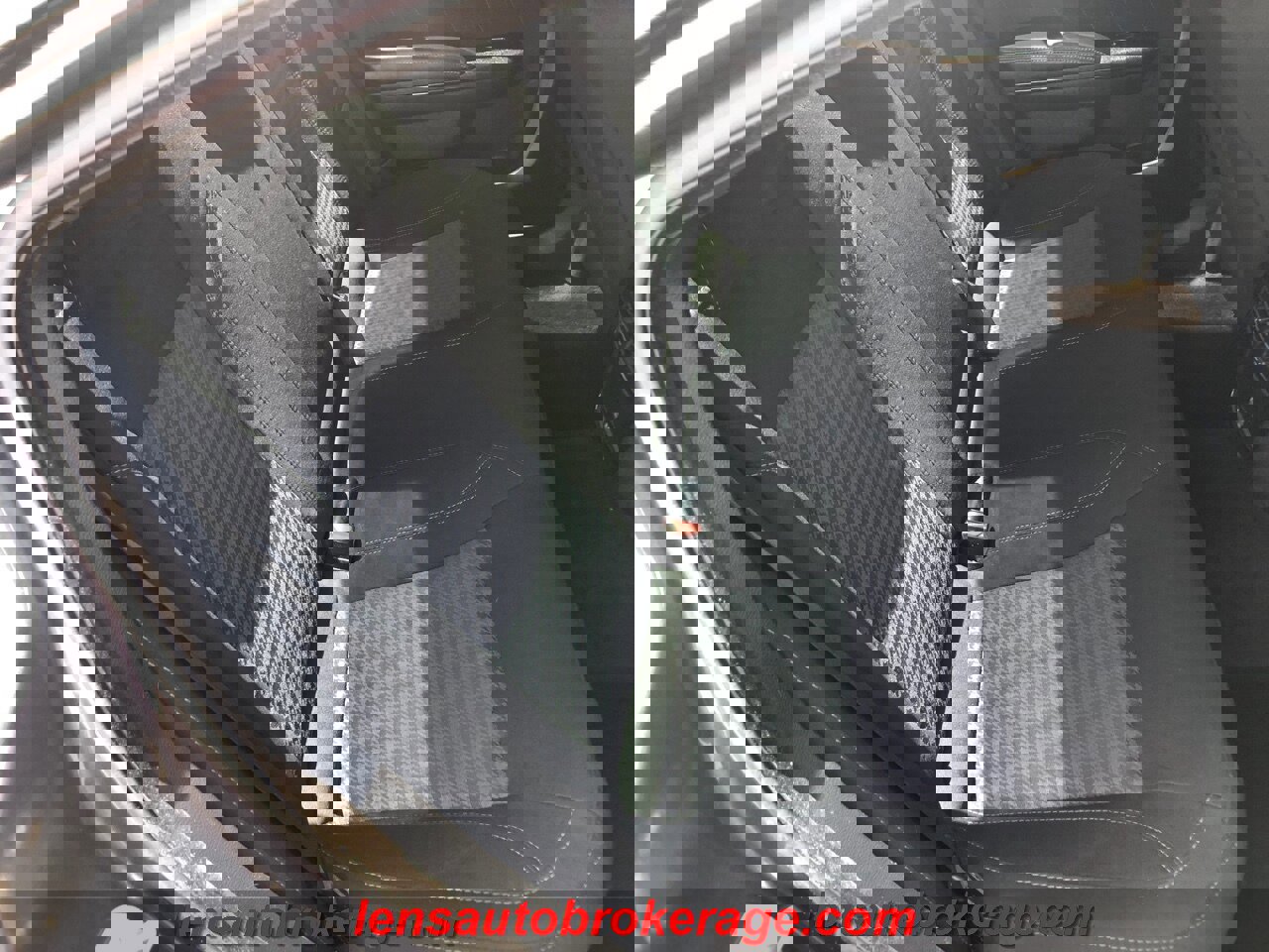 Used 2020 Dodge Charger SXT w/ Blacktop Package image 20