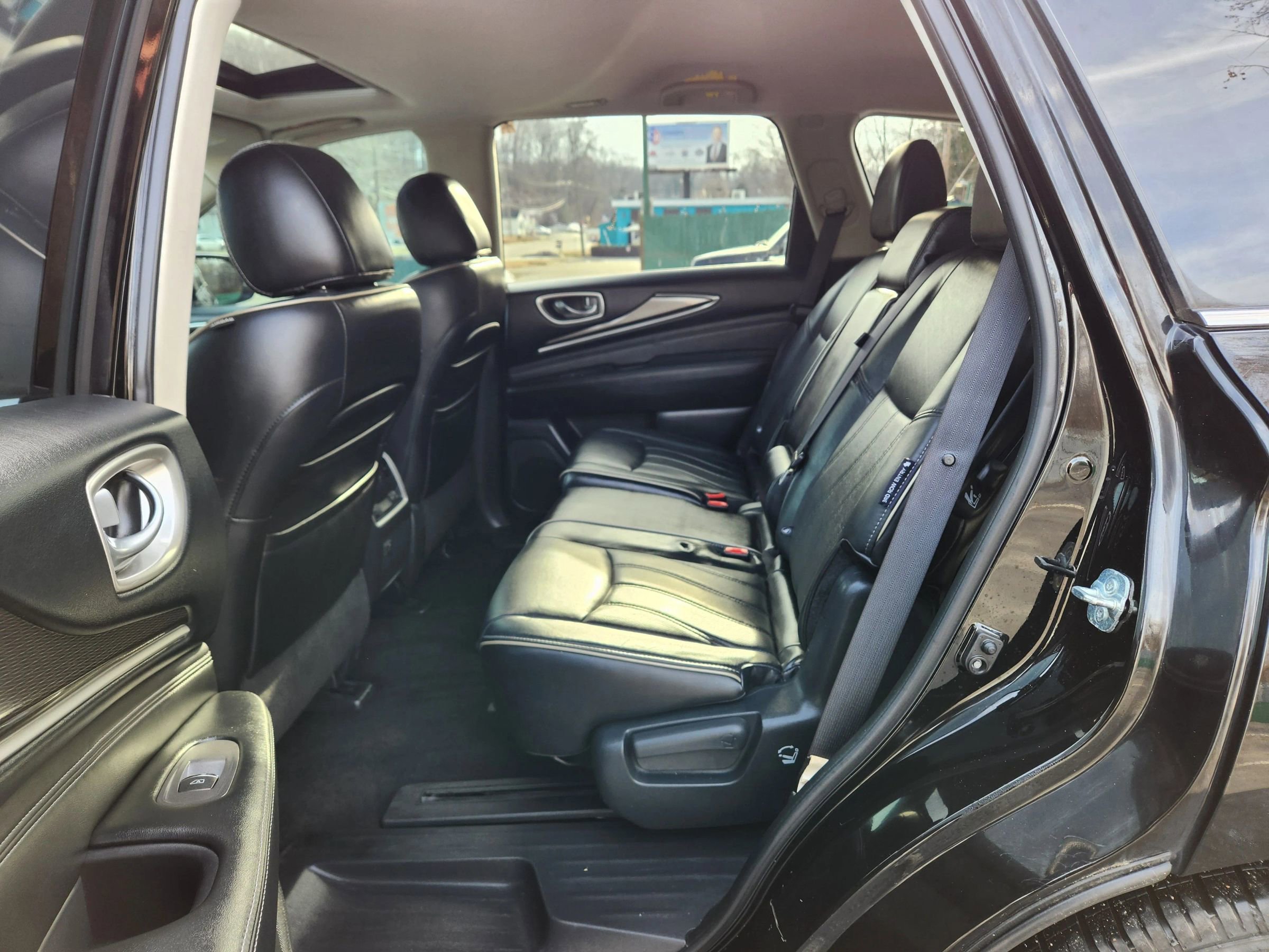 Used 2018 INFINITI QX60 Luxe image 24