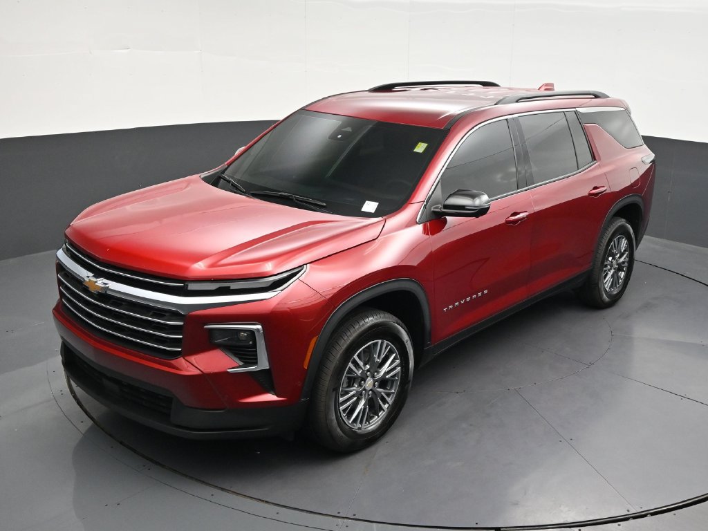 Used 2024 Chevrolet Traverse LT w/ Enhanced Driving Package FWD image 18