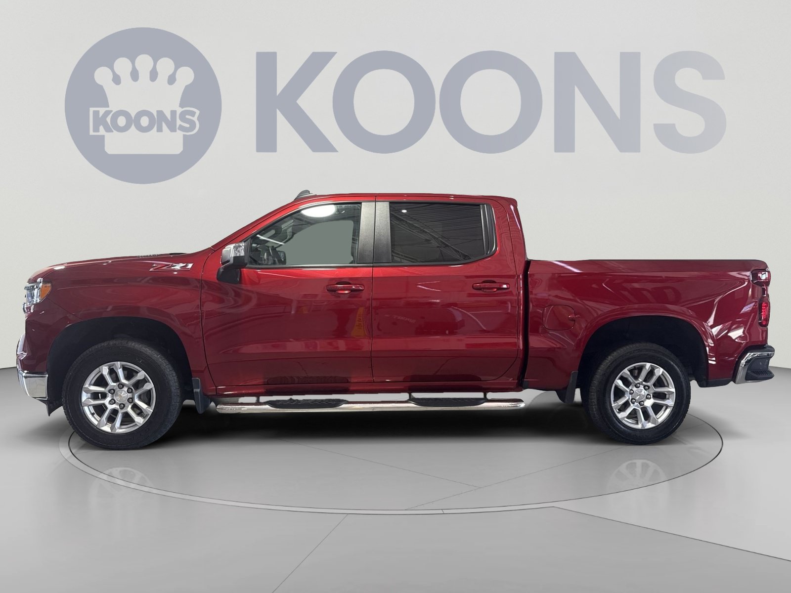 Used 2023 Chevrolet Silverado 1500 LT AWD/4WD image 7