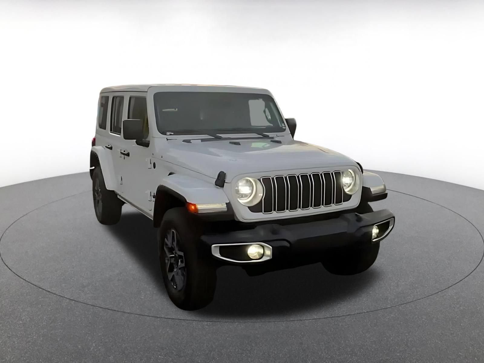 Used 2025 Jeep Wrangler Unlimited Sahara AWD/4WD image 2