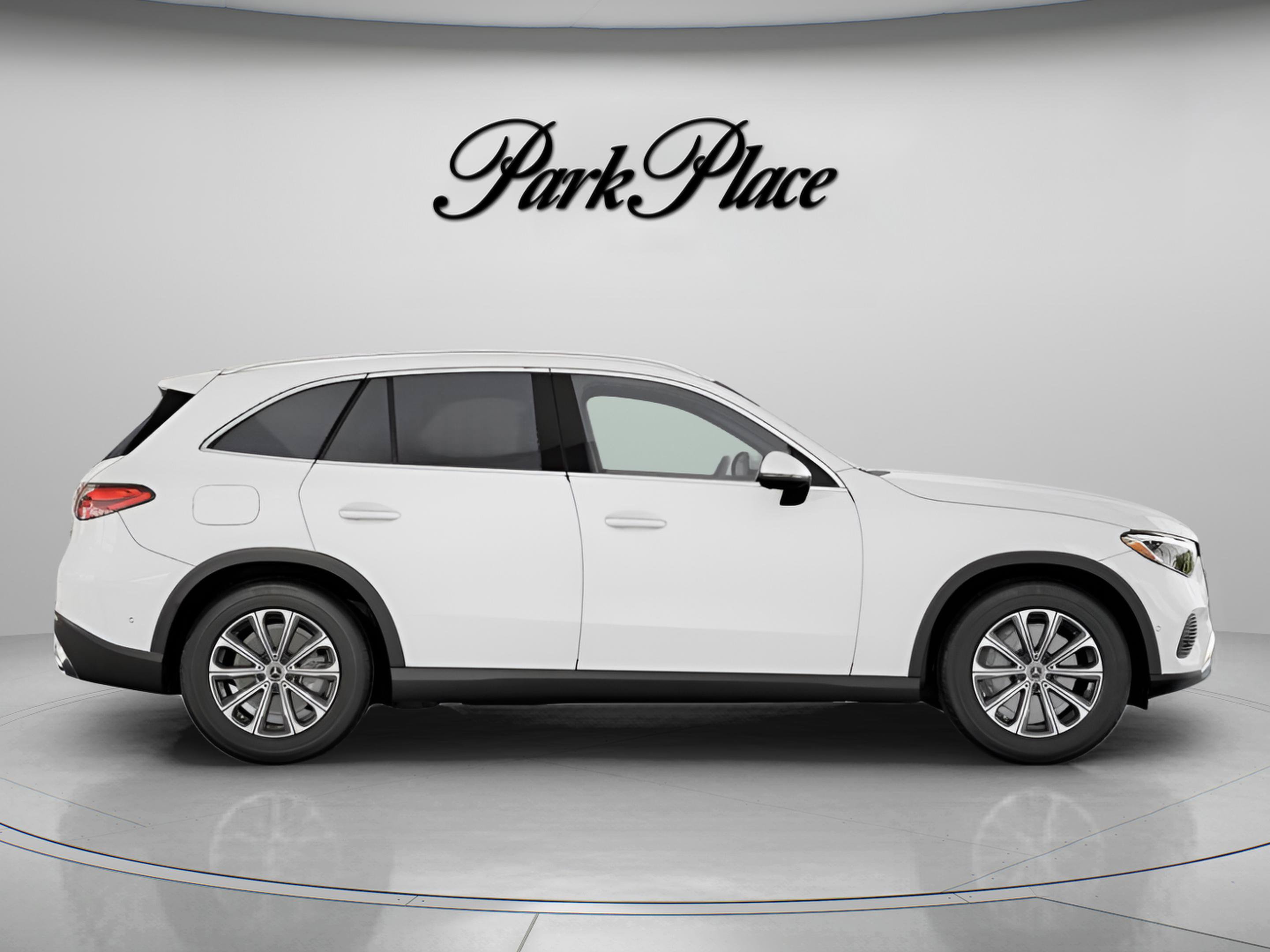 Used 2026 Mercedes-Benz GLC 300 image 28