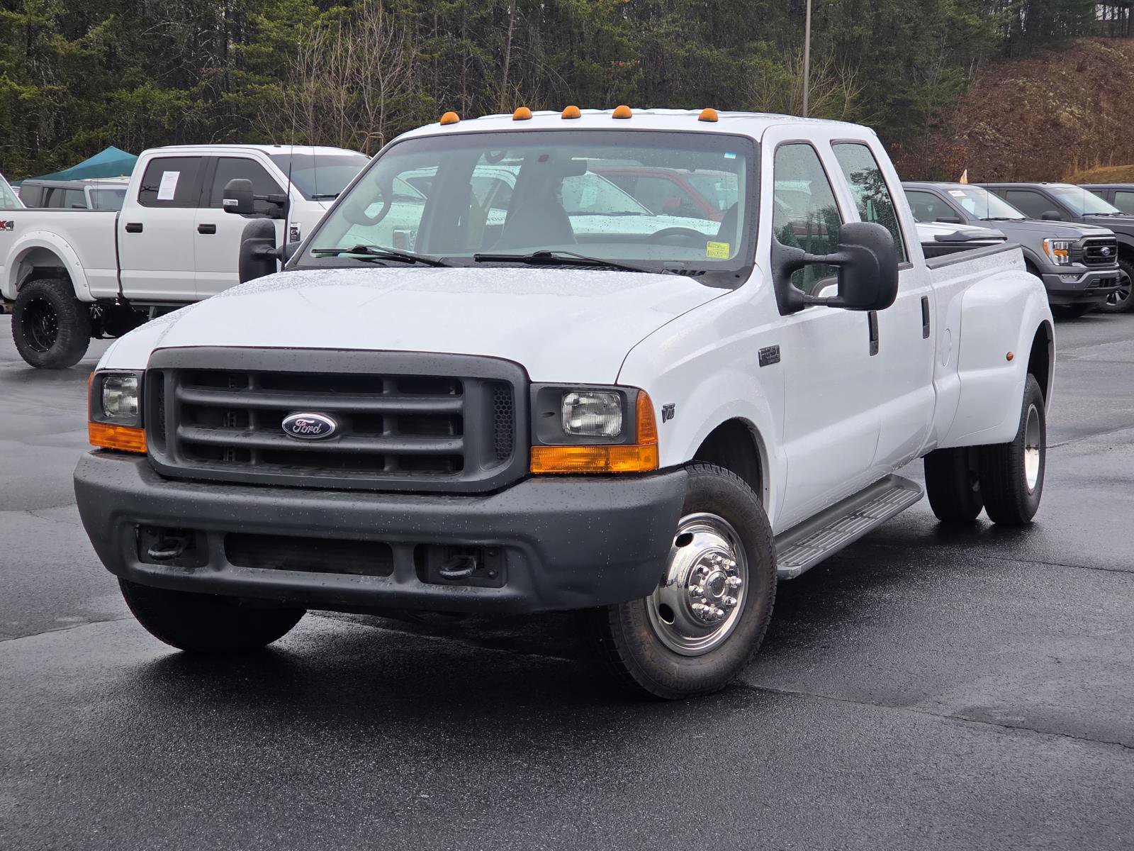 Used 2001 Ford F350 XL video 1