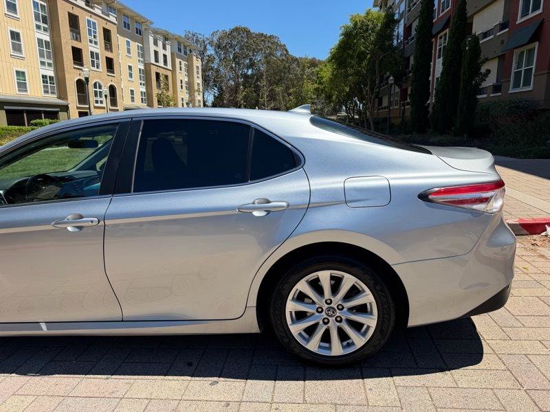 Used 2019 Toyota Camry LE w/ Carpet Mat Package FWD image 32