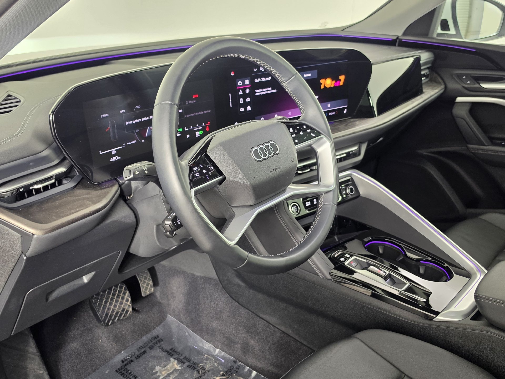 Certified 2025 Audi Q5 Premium w/ Convenience Package AWD/4WD image 2