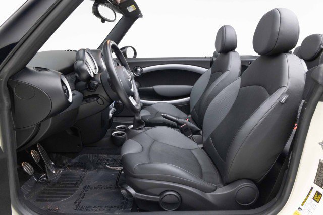 Used 2010 MINI Cooper S image 32