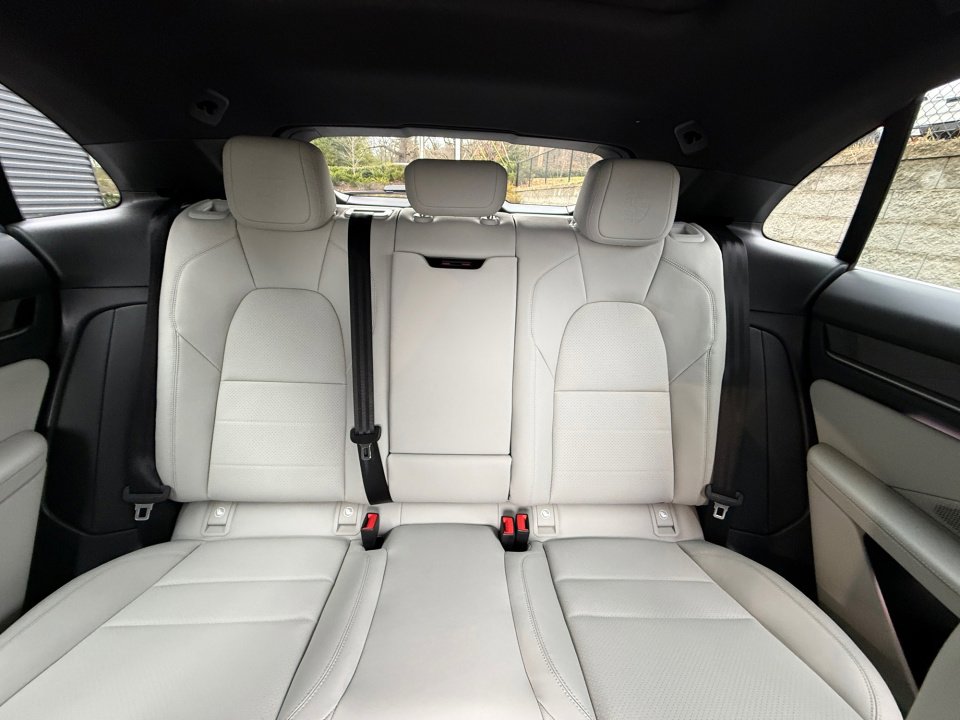 New 2025 Porsche Macan 4S Electric image 24