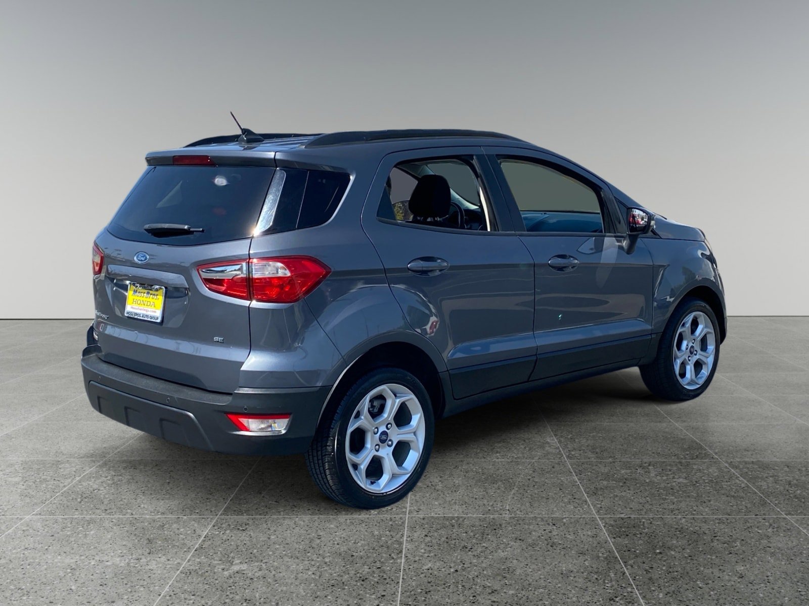 Used 2021 Ford EcoSport SE w/ SE Convenience Package FWD image 5