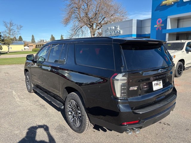 New 2026 Chevrolet Suburban Z71 w/ Z71 Off-Road Package image 8