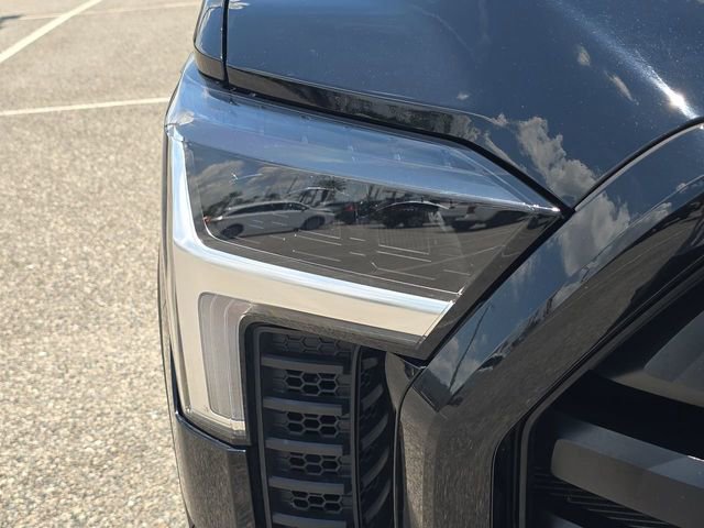 Used 2024 Toyota Tundra SR5 AWD/4WD image 10