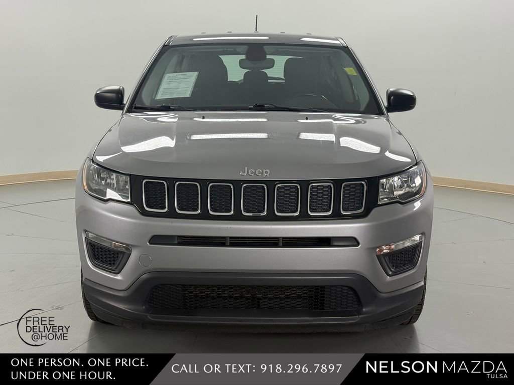 Used 2019 Jeep Compass Sport w/ Cold Weather Group FWD image 2