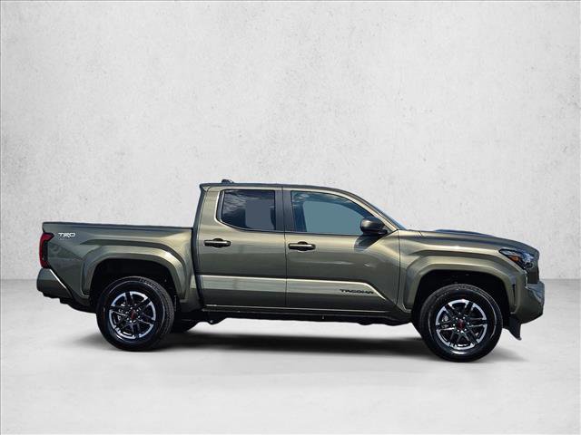 Used 2025 Toyota Tacoma TRD Sport image 4