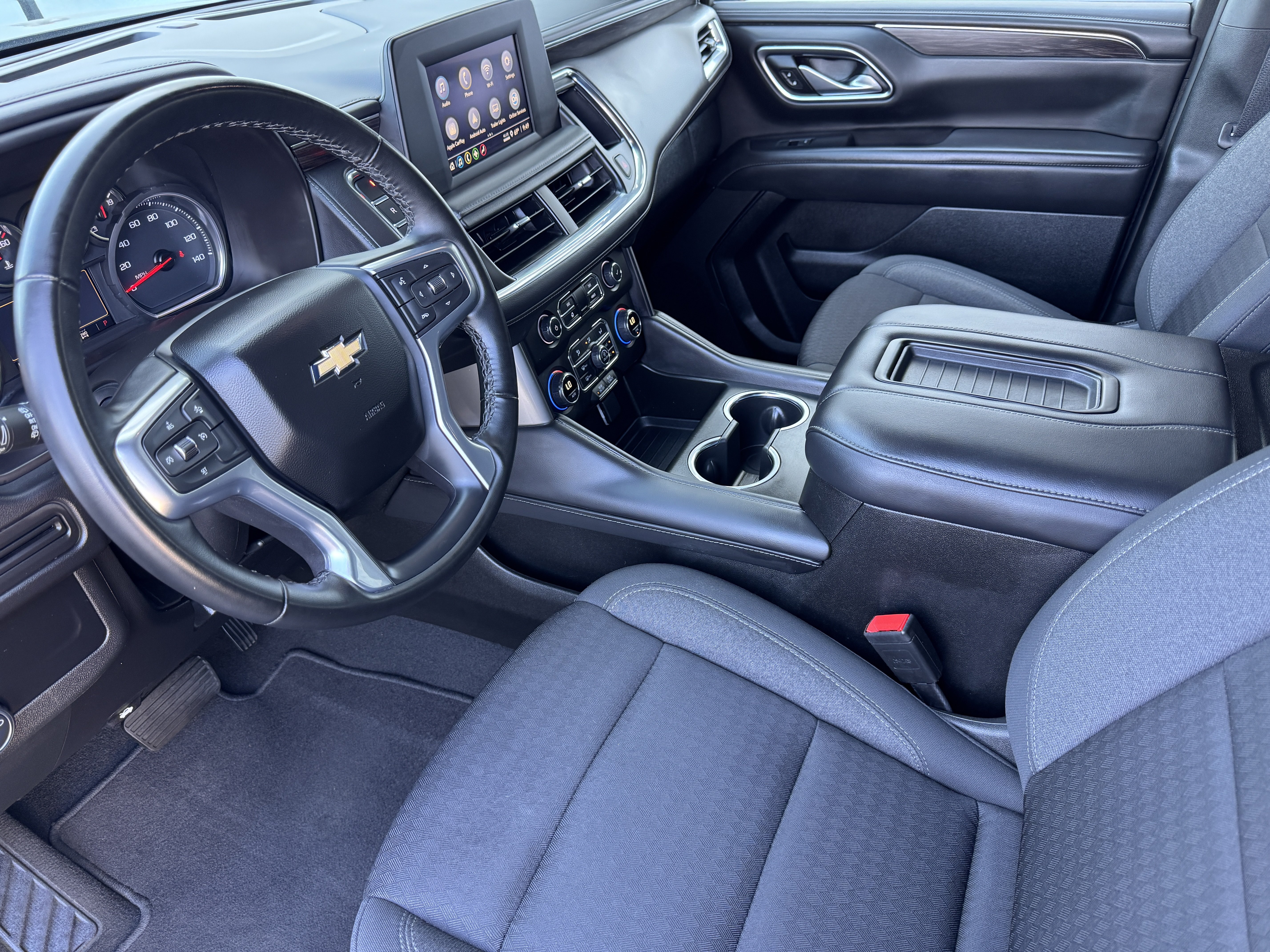 Certified 2024 Chevrolet Suburban LS AWD/4WD image 9