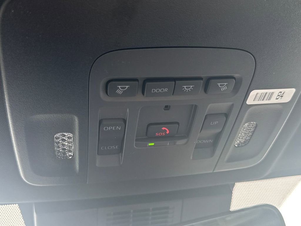 New 2026 Toyota Camry SE image 30