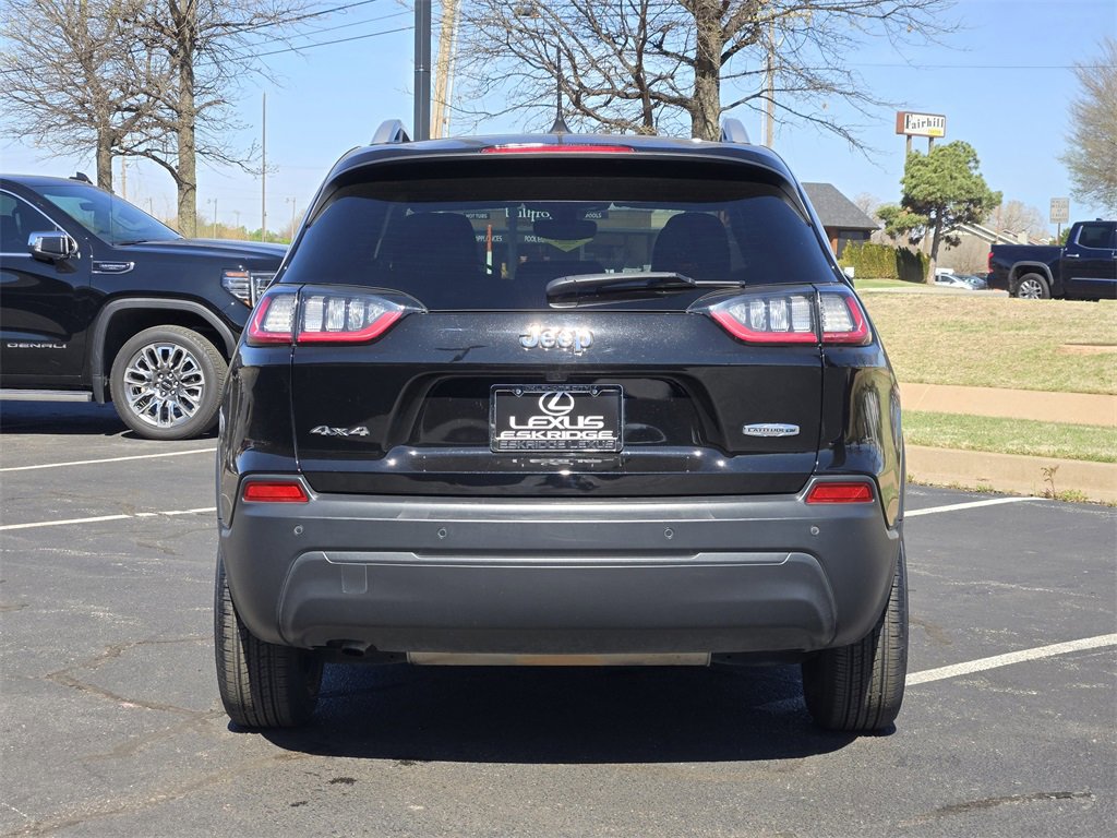Used 2020 Jeep Cherokee Latitude Plus w/ Comfort/Convenience Group image 6