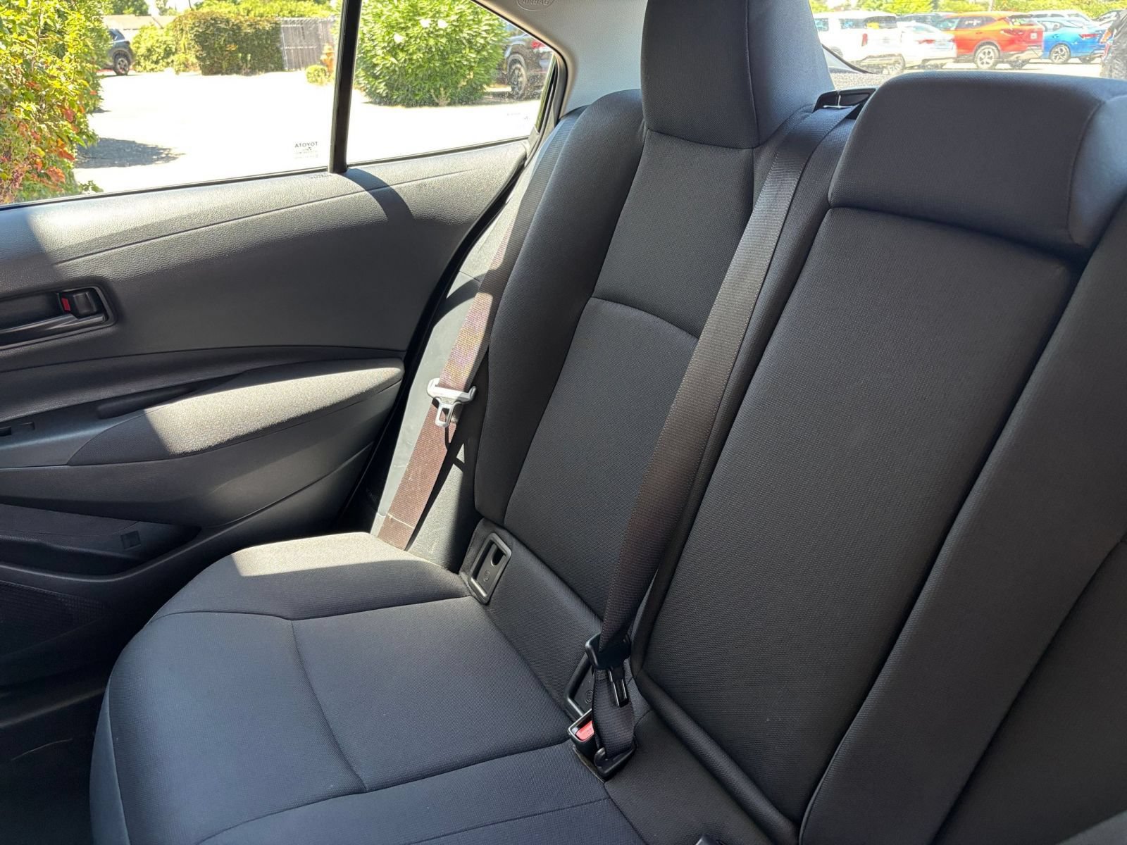 Used 2025 Toyota Corolla LE FWD image 37