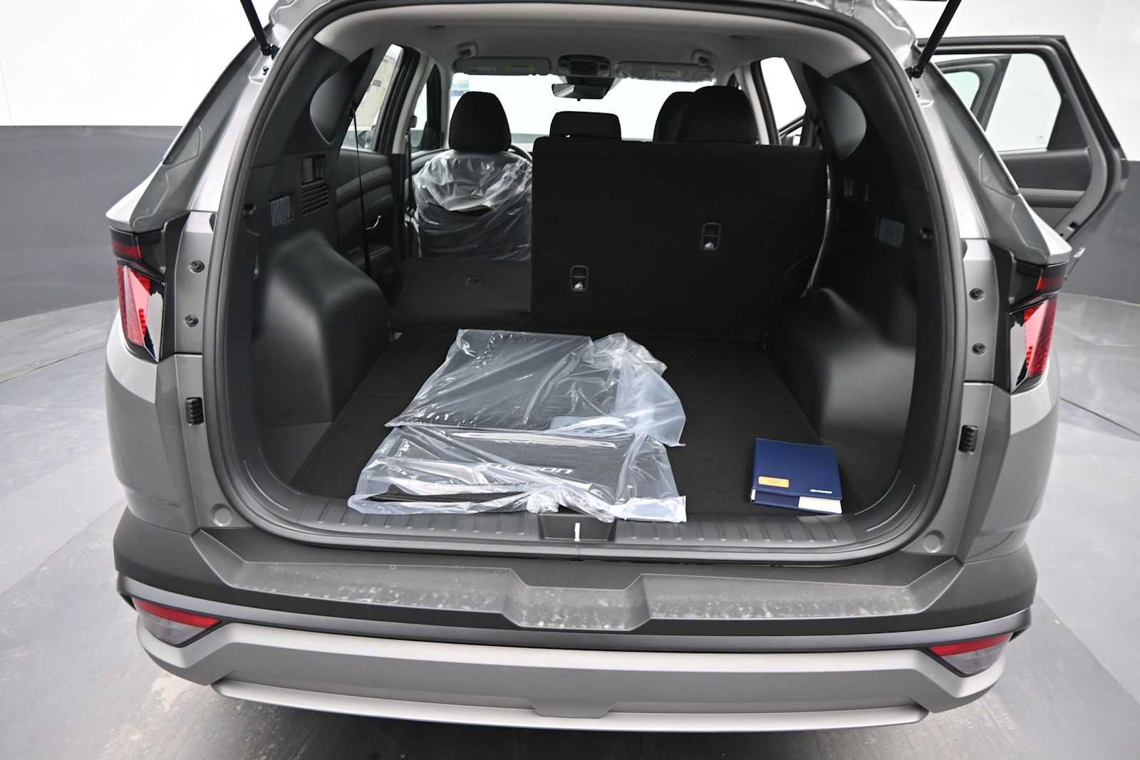 New 2026 Hyundai Tucson SE AWD/4WD image 14