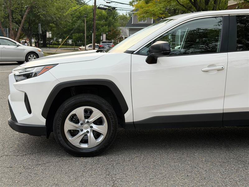 Used 2025 Toyota RAV4 LE FWD image 15