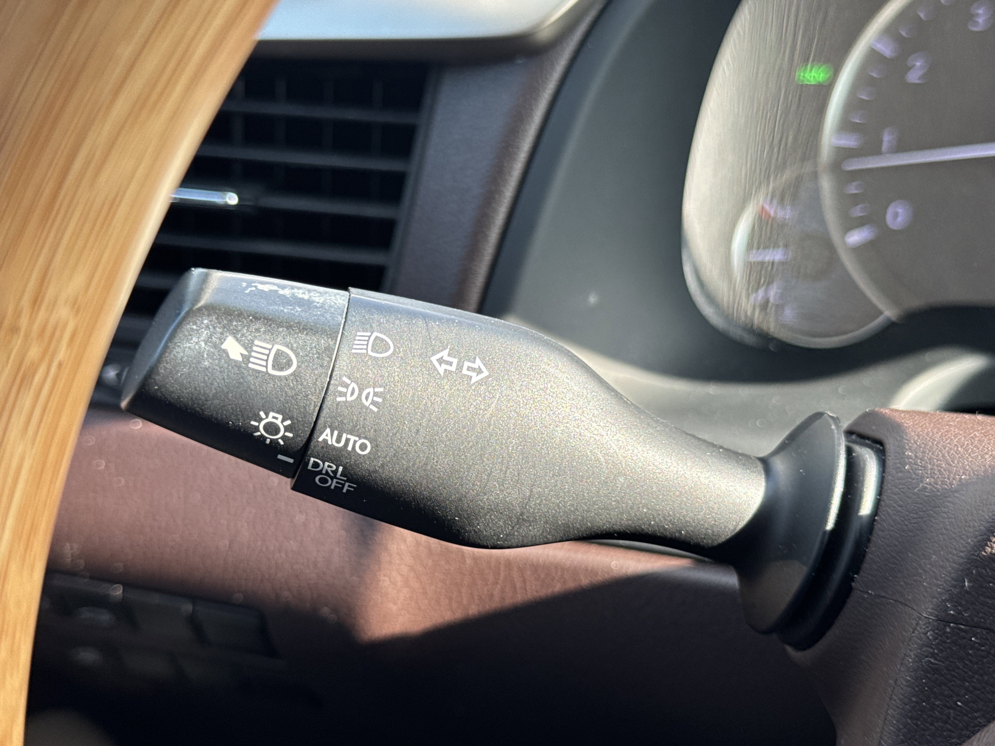 Used 2020 Lexus RX 350L FWD w/ Premium Package image 16