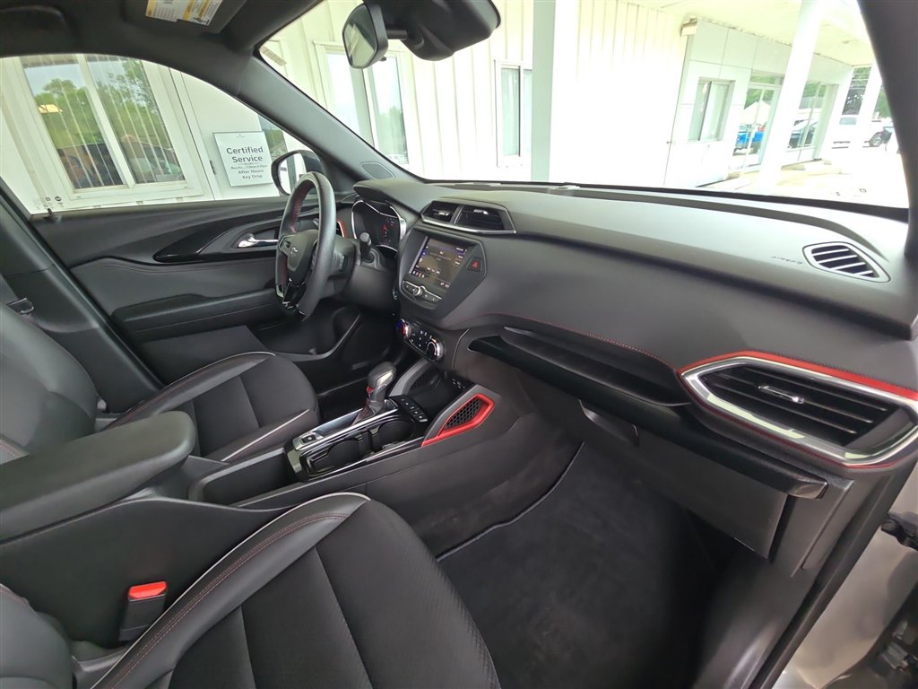 Used 2023 Chevrolet TrailBlazer RS FWD image 27