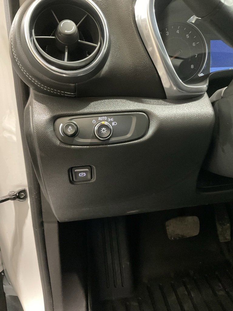 Used 2023 Chevrolet Blazer LT w/ Convenience Package image 8