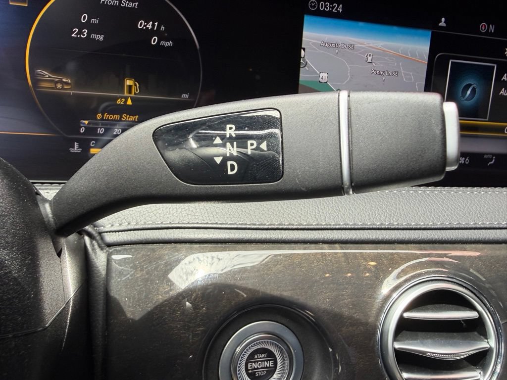 Used 2019 Mercedes-Benz S 560 Sedan image 18