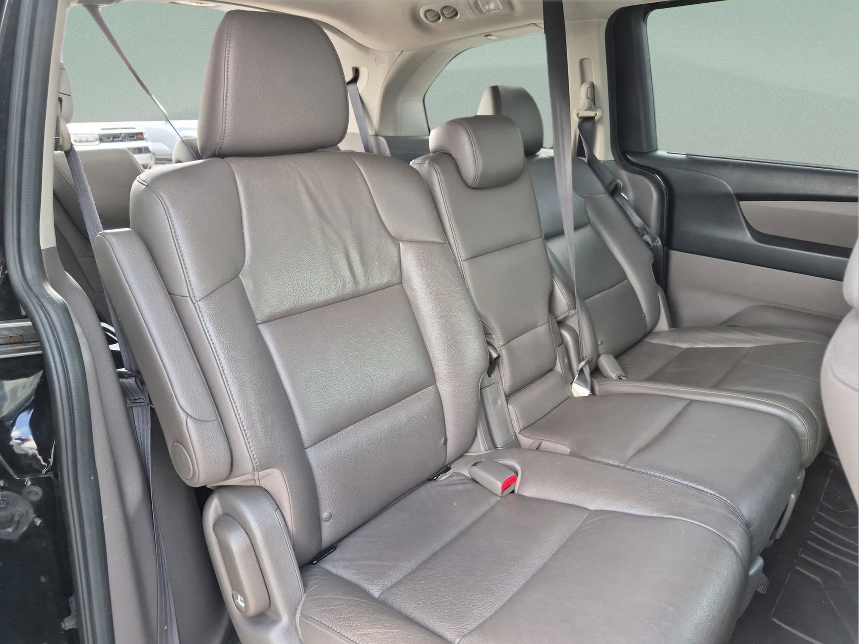 Used 2016 Honda Odyssey EX-L image 18