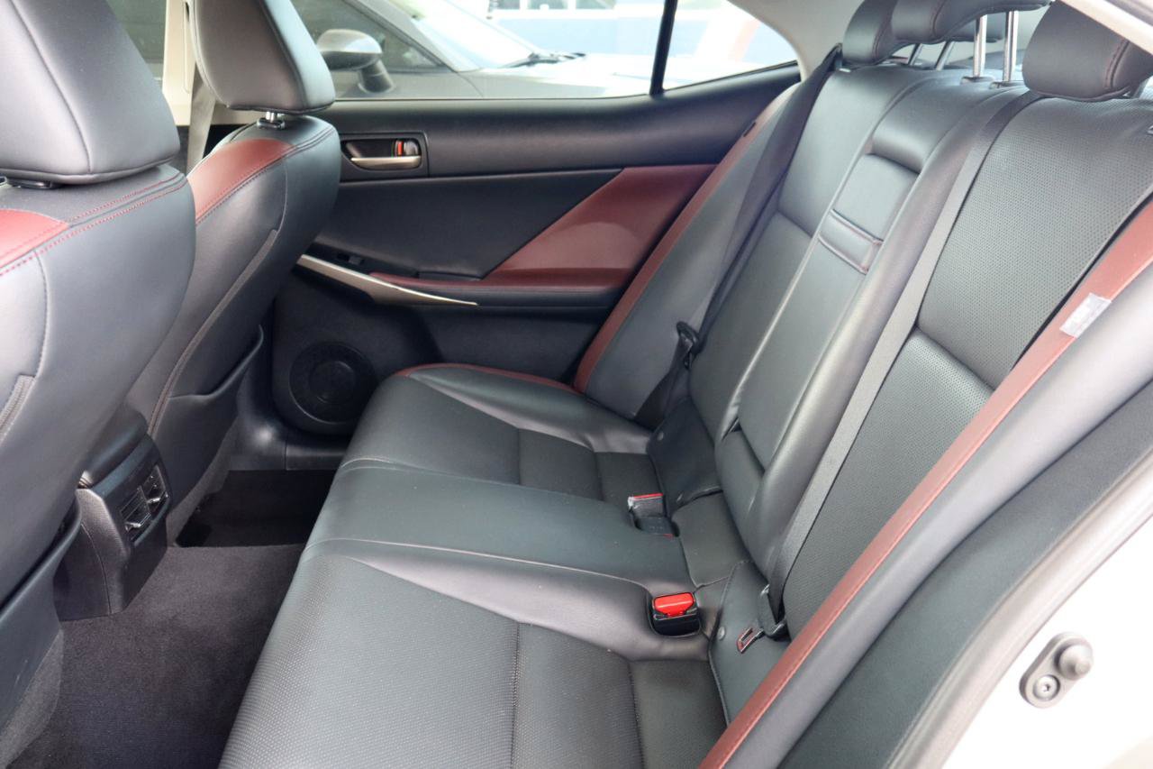 Used 2018 Lexus IS 300 w/ Premium Package RWD image 16