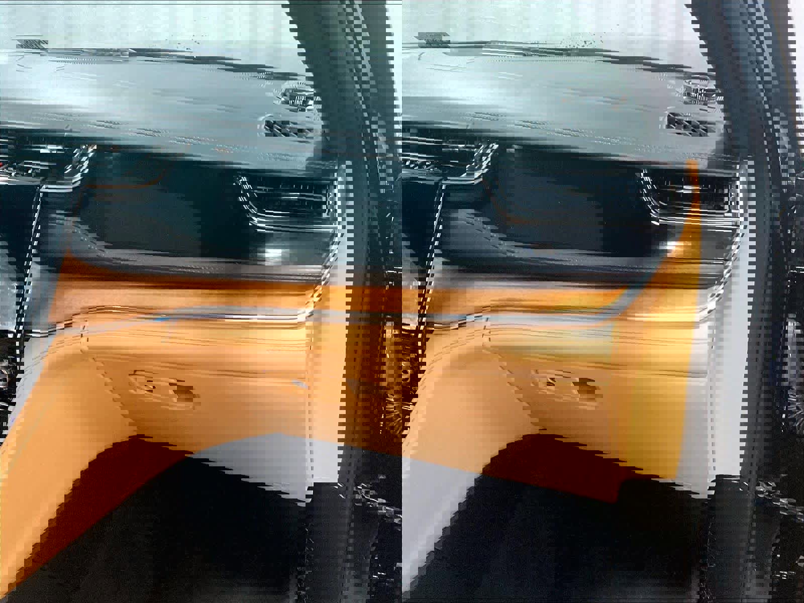 Used 2023 Jeep Grand Cherokee Summit image 13