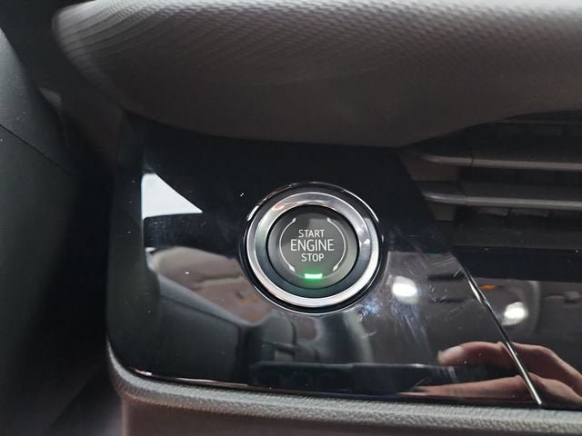New 2026 Buick Envision Preferred AWD/4WD image 16
