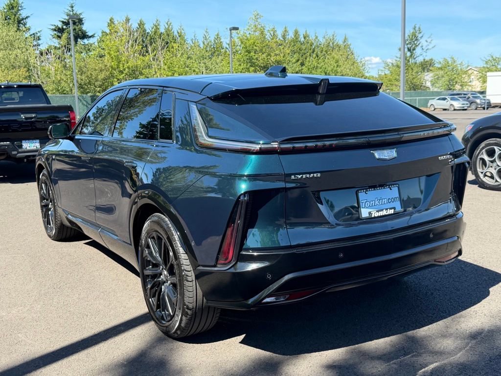 Used 2024 Cadillac Lyriq Sport AWD/4WD image 5