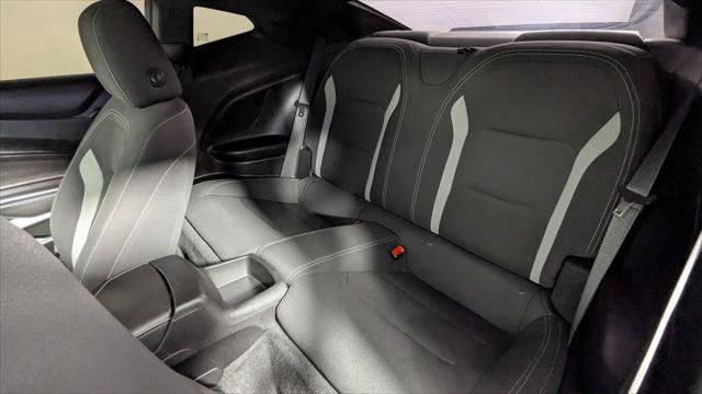 Used 2018 Chevrolet Camaro LT image 16