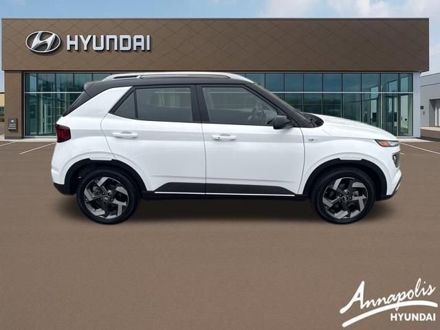 Certified 2026 Hyundai Venue SEL image 6