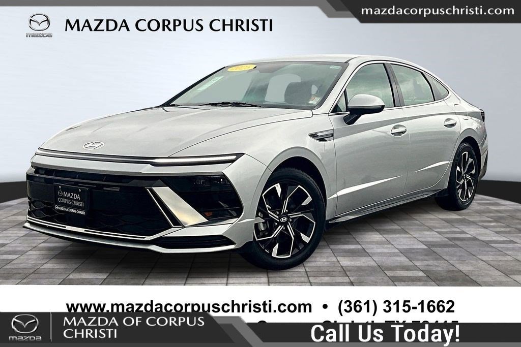 Used 2025 Hyundai Sonata SEL image 1