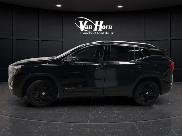 Used 2021 GMC Terrain SLT w/ Infotainment Package II AWD/4WD image 10