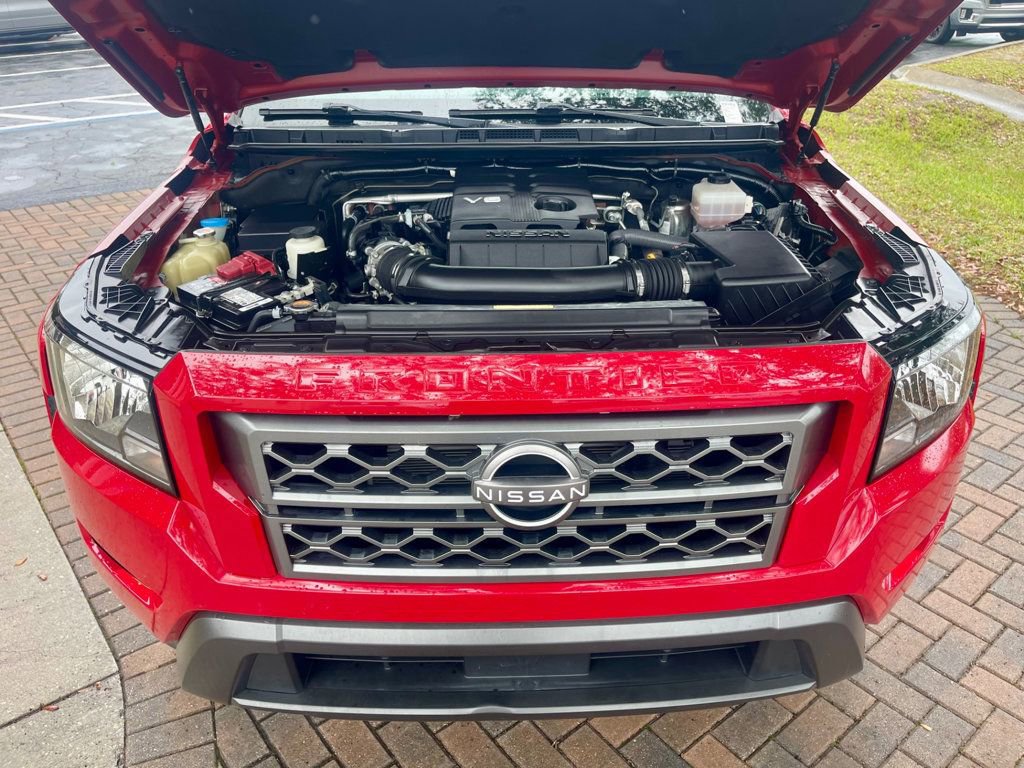 Used 2022 Nissan Frontier SV image 16