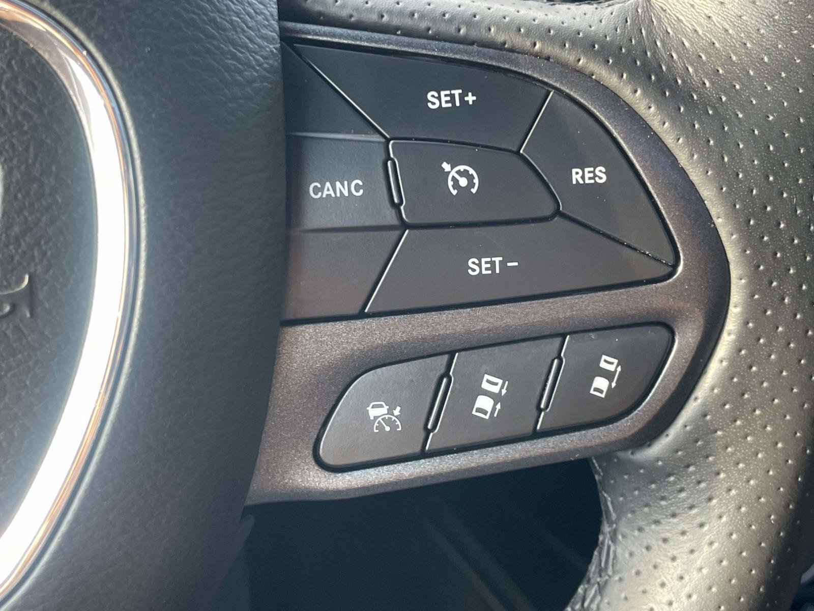 Used 2022 Dodge Durango GT image 11