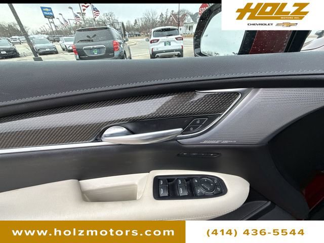 Certified 2023 Cadillac XT5 Sportv w/ LPO, Floor Liner Package image 24