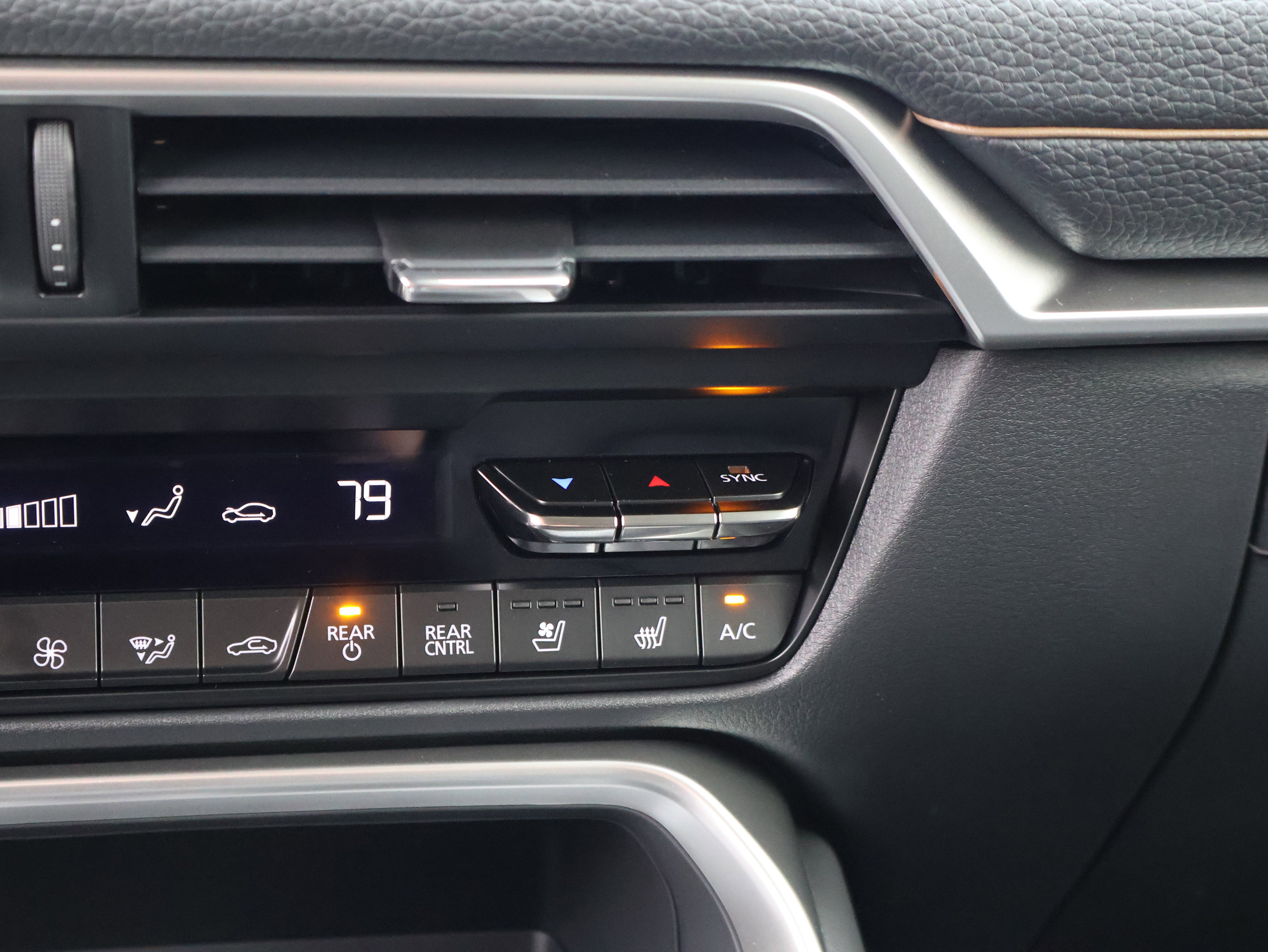 New 2026 MAZDA CX-70 3.3 Turbo w/ Preferred Package image 33