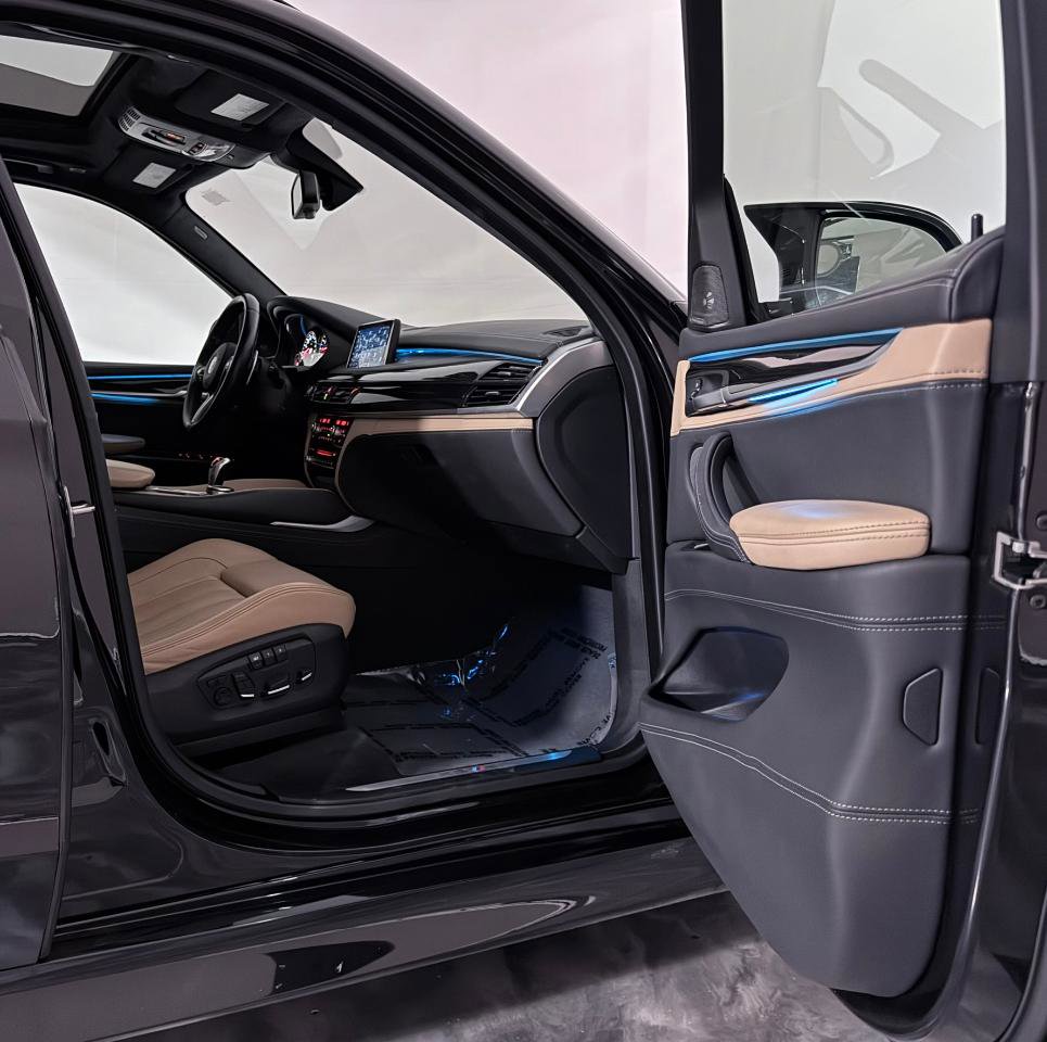 Used 2018 BMW X5 M image 26