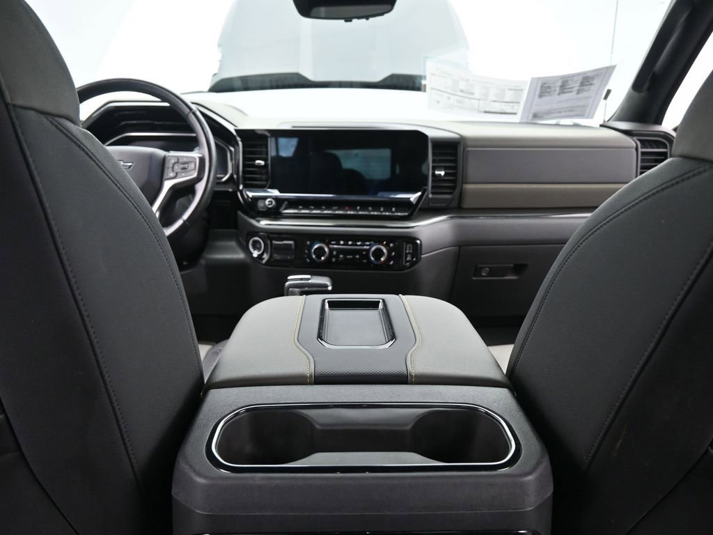 Used 2022 Chevrolet Silverado 1500 ZR2 w/ Technology Package image 24