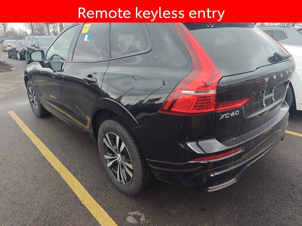 Used 2024 Volvo XC60 T8 Core image 4