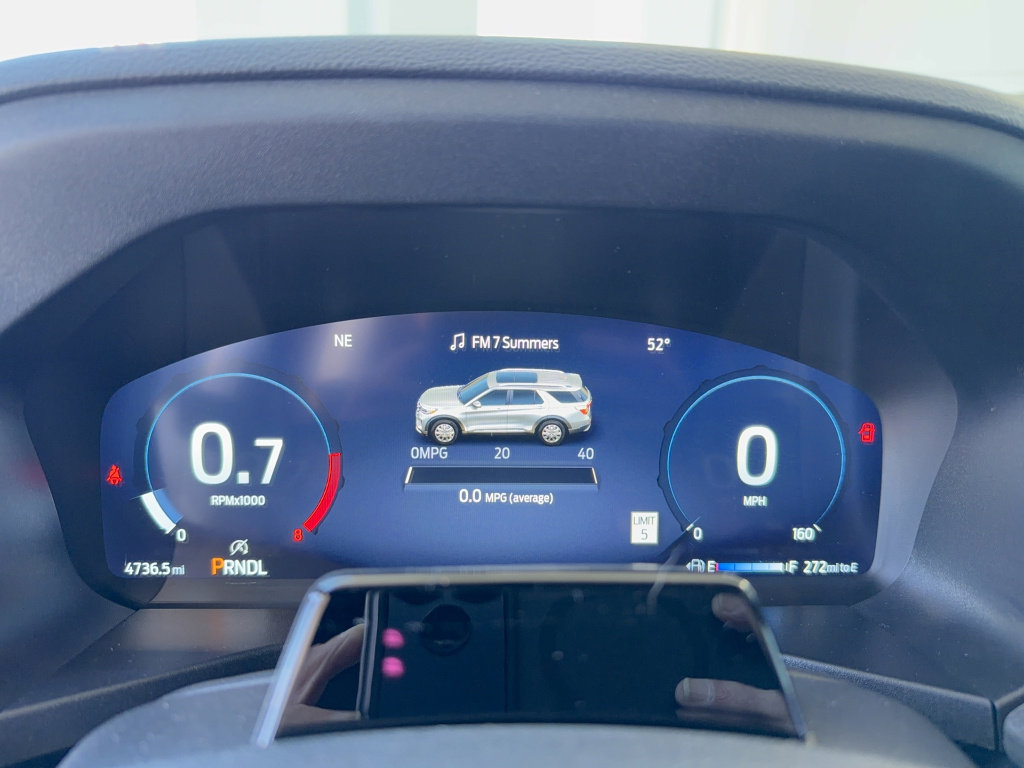 Certified 2025 Ford Explorer Platinum image 17