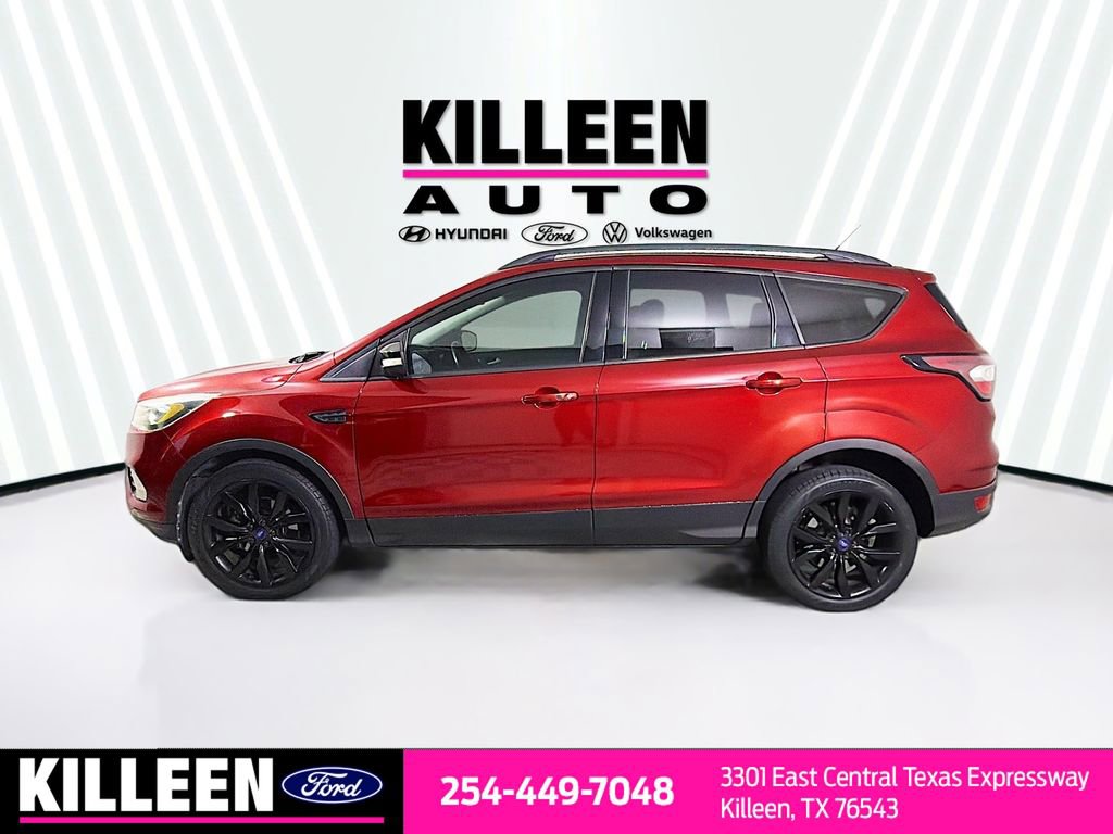 Used 2017 Ford Escape Titanium FWD image 4
