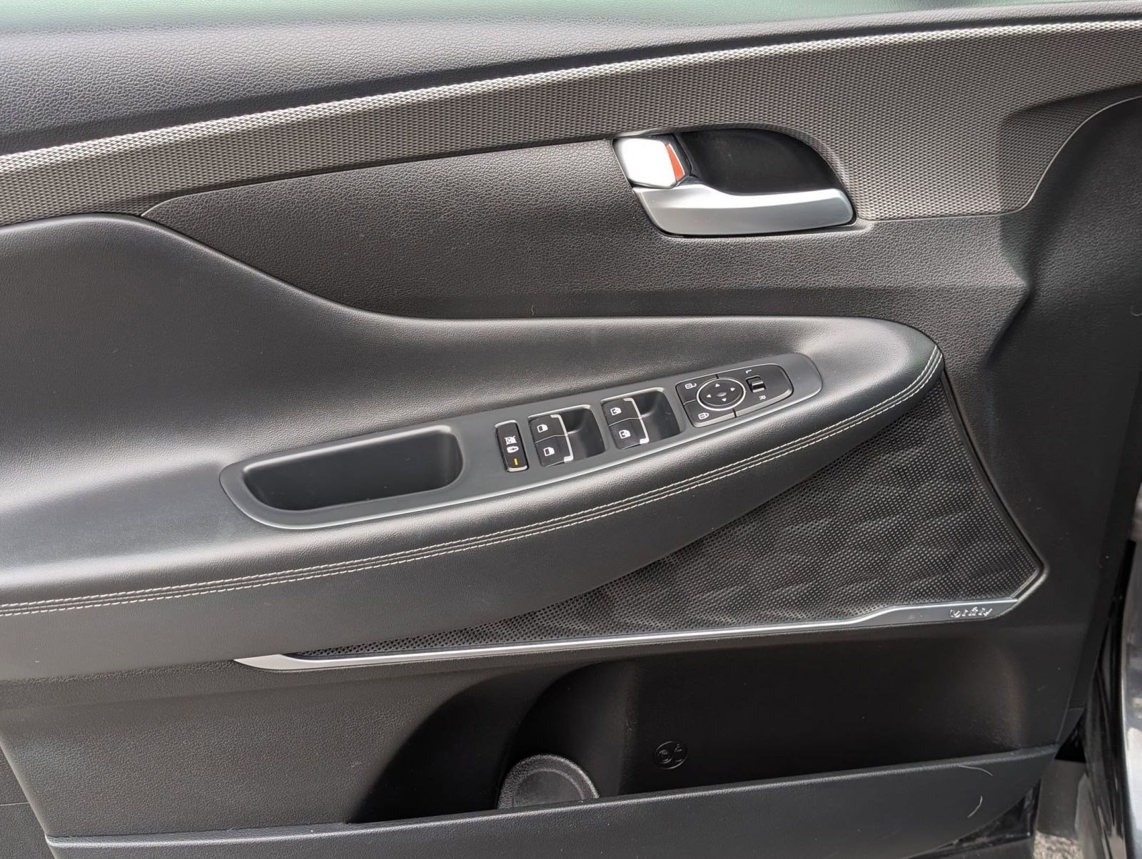 Used 2020 Hyundai Santa Fe SEL image 14