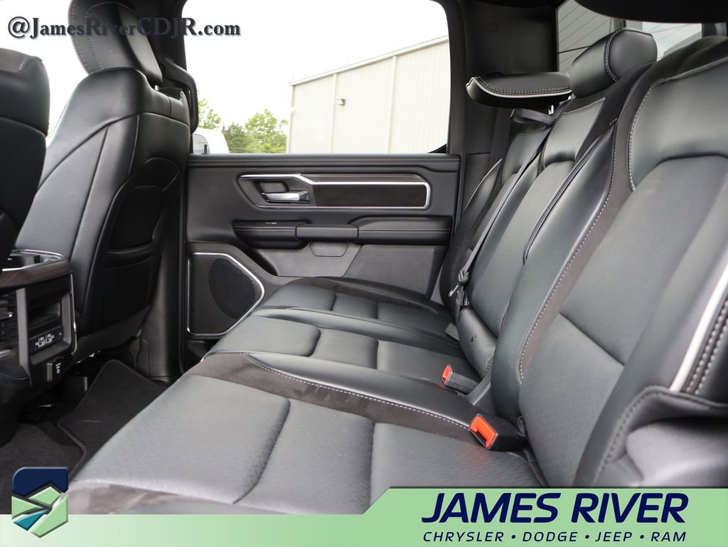 Used 2026 RAM 1500 Laramie AWD/4WD image 17