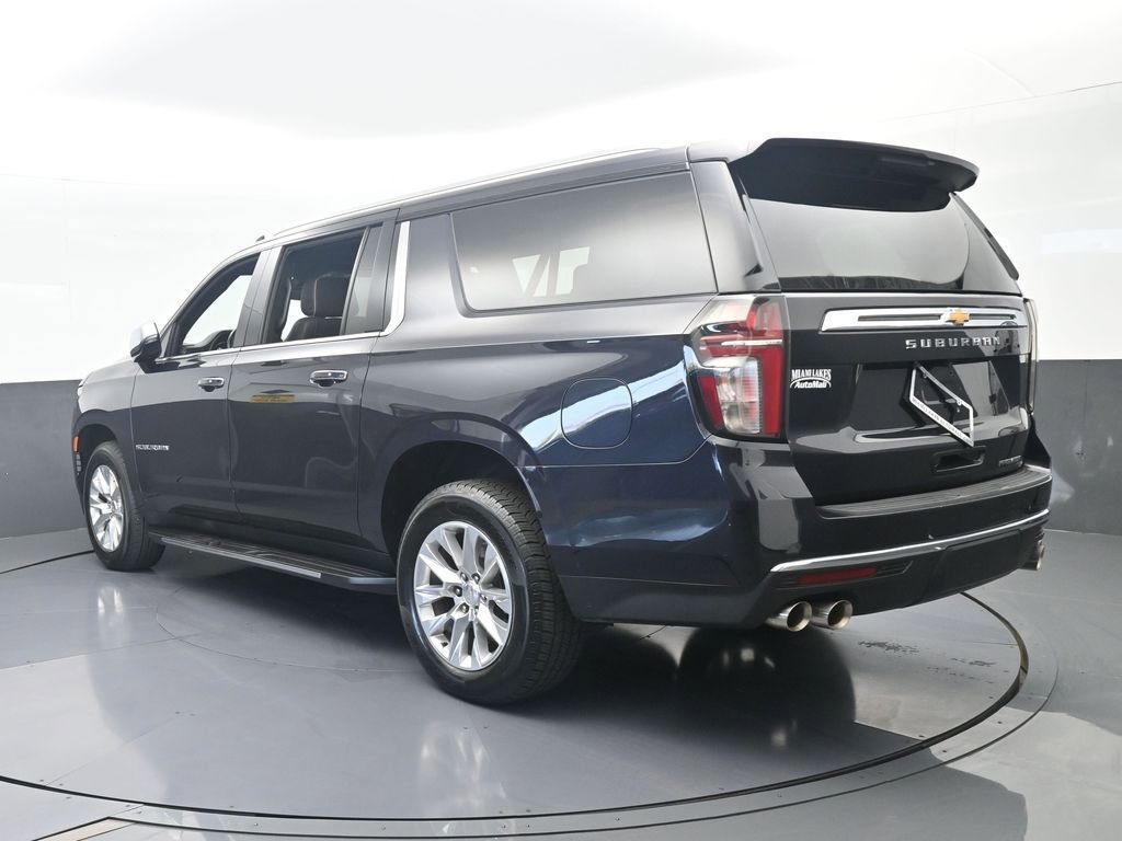Used 2023 Chevrolet Suburban Premier AWD/4WD image 4