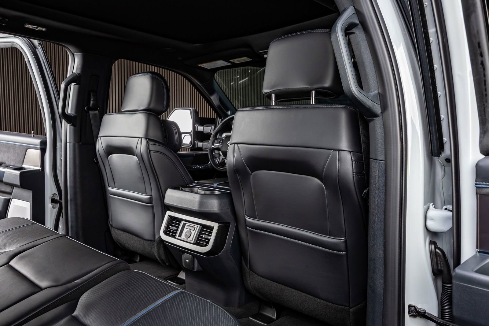 Used 2026 Ford F250 Platinum AWD/4WD image 31
